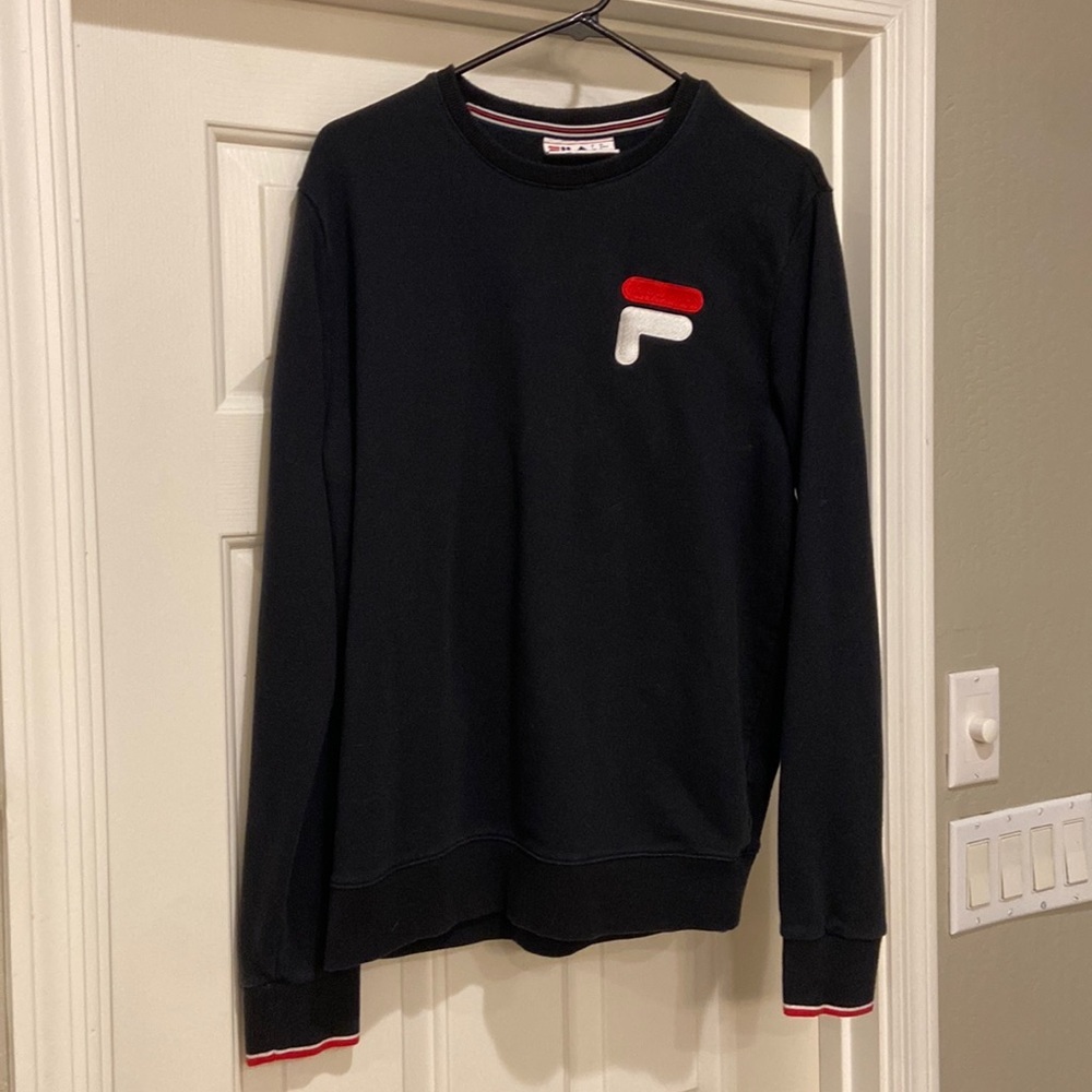 Men’s Fila size large sweatshirt, navy with red and white trim